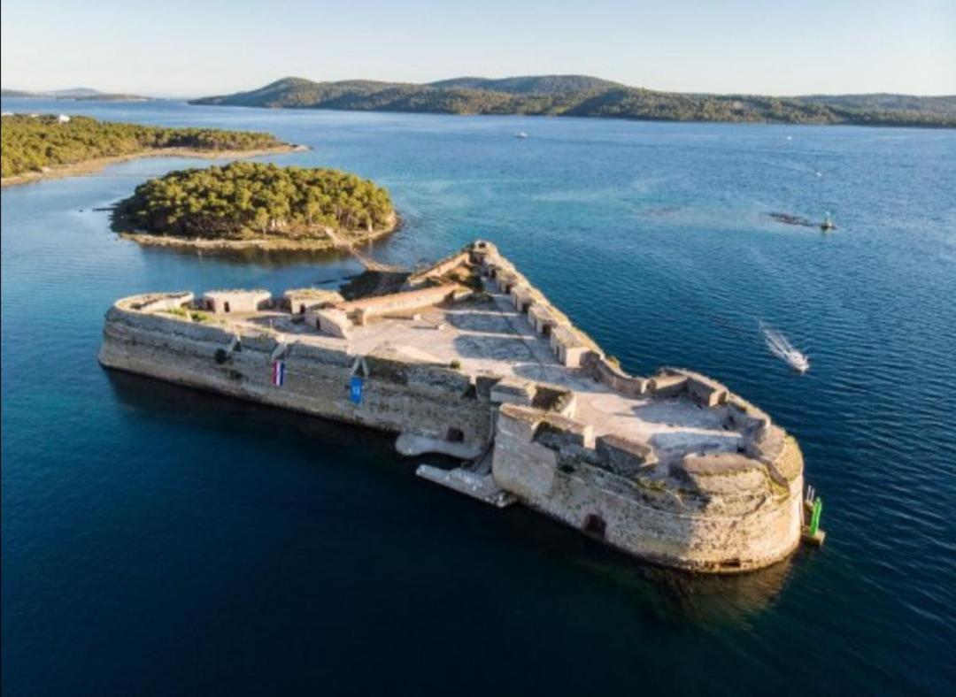 Apartments Grubisic - Sibenik - Parking Included Luaran gambar