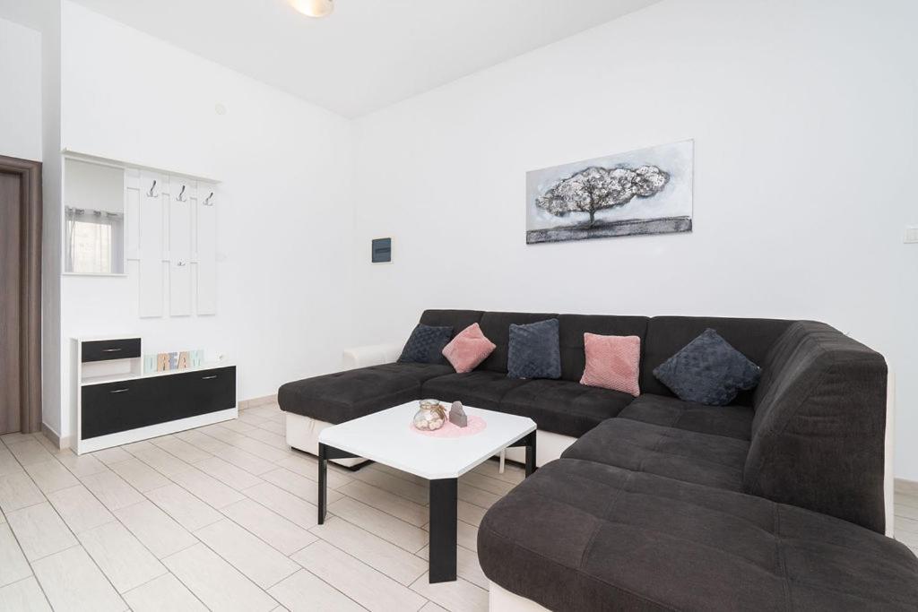 Apartments Grubisic - Sibenik - Parking Included Luaran gambar