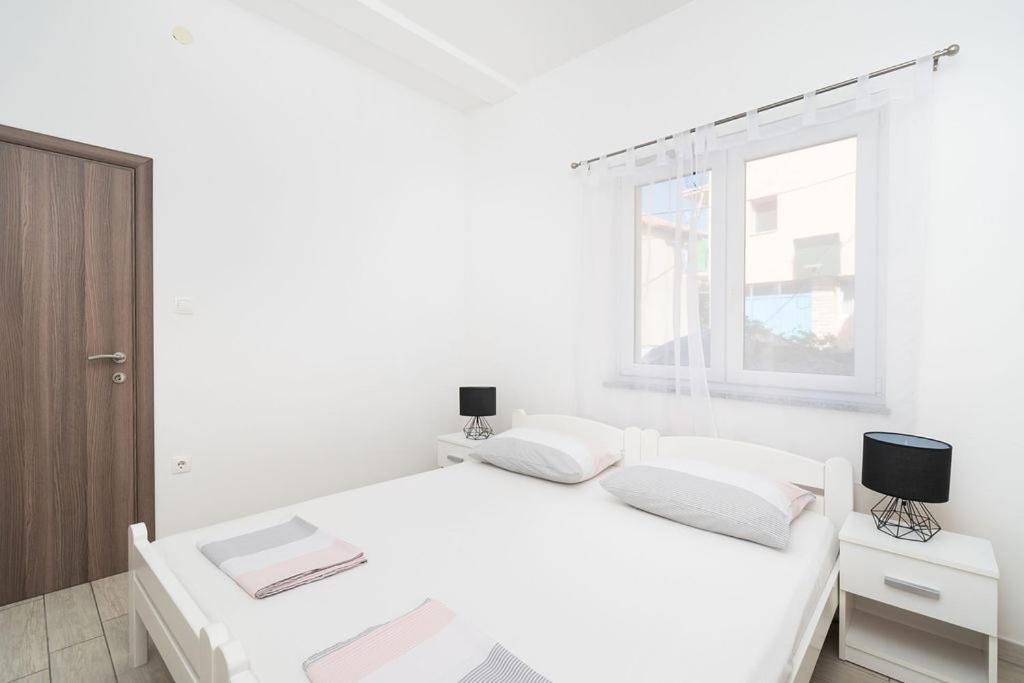 Apartments Grubisic - Sibenik - Parking Included Luaran gambar