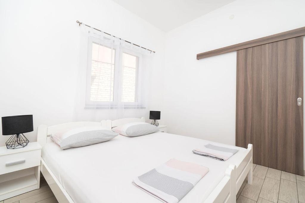 Apartments Grubisic - Sibenik - Parking Included Luaran gambar