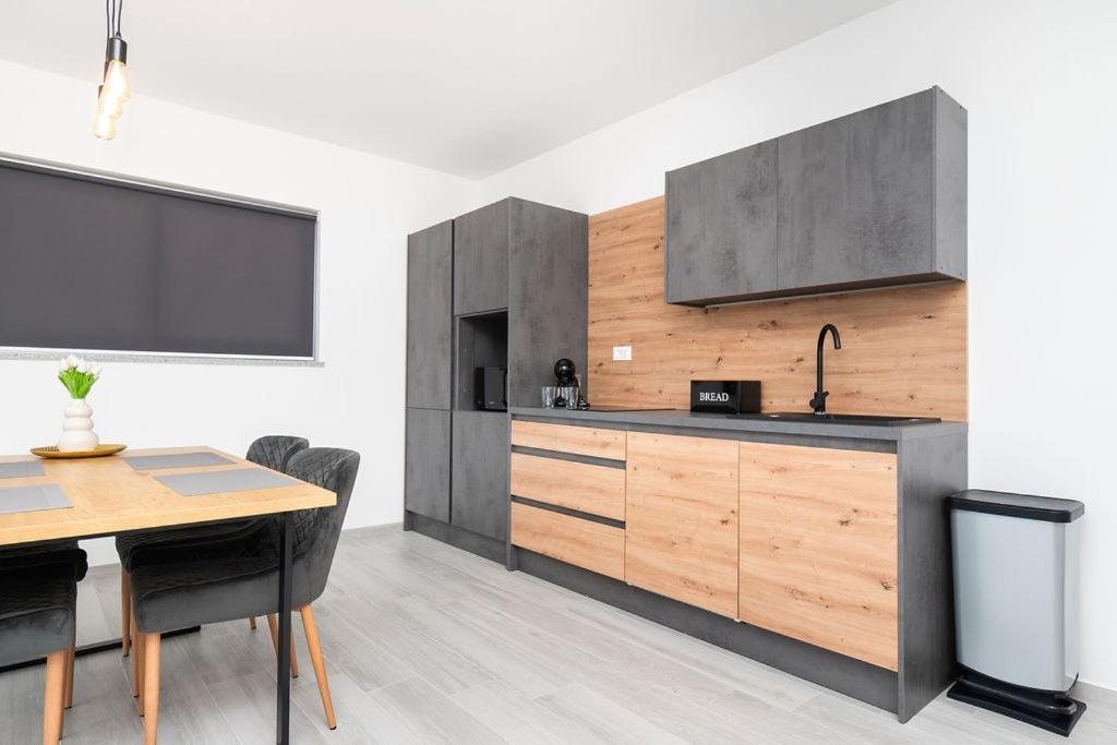 Apartments Grubisic - Sibenik - Parking Included Bilik gambar