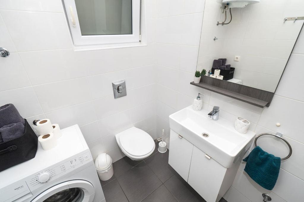 Apartments Grubisic - Sibenik - Parking Included Bilik gambar